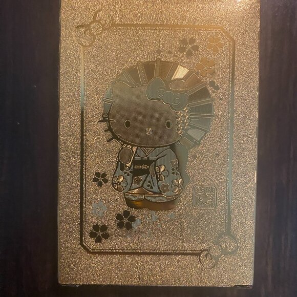Sanrio Hello Kitty Gold Foil Playing Cards – Collectible Card Deck, New - Picture 8 of 10